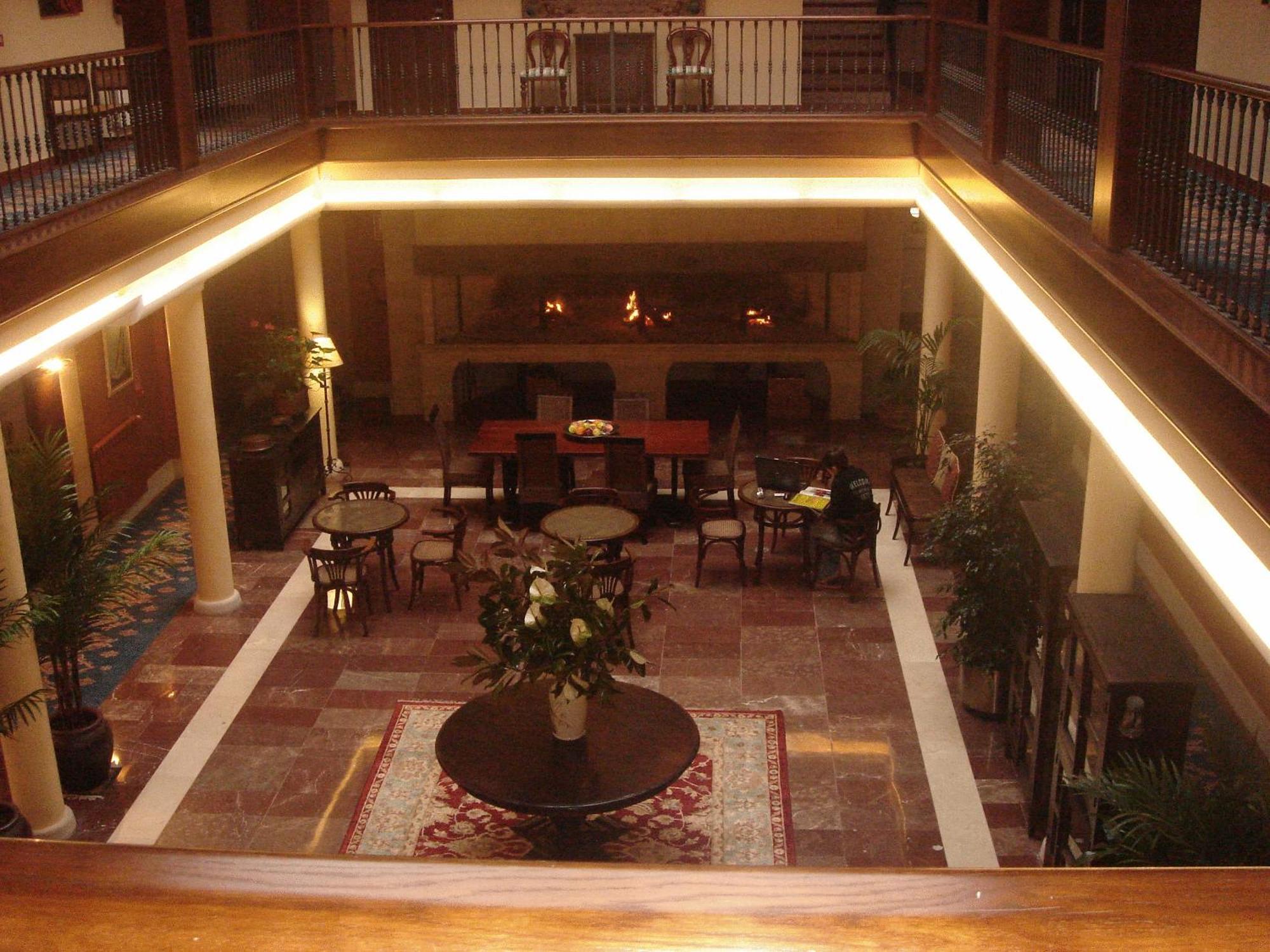 Hotel Finca La Mansion Llanes Exterior photo
