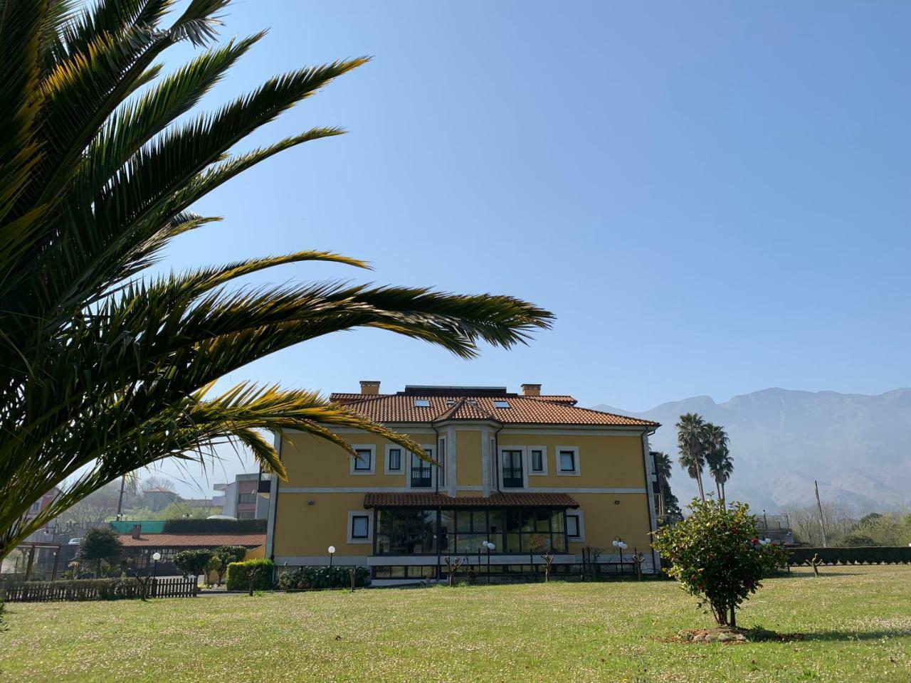 Hotel Finca La Mansion Llanes Exterior photo
